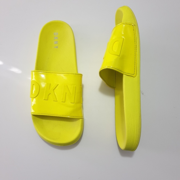 DKNY neon yellow zinna slides size 9 AUS - Picture 2 of 11